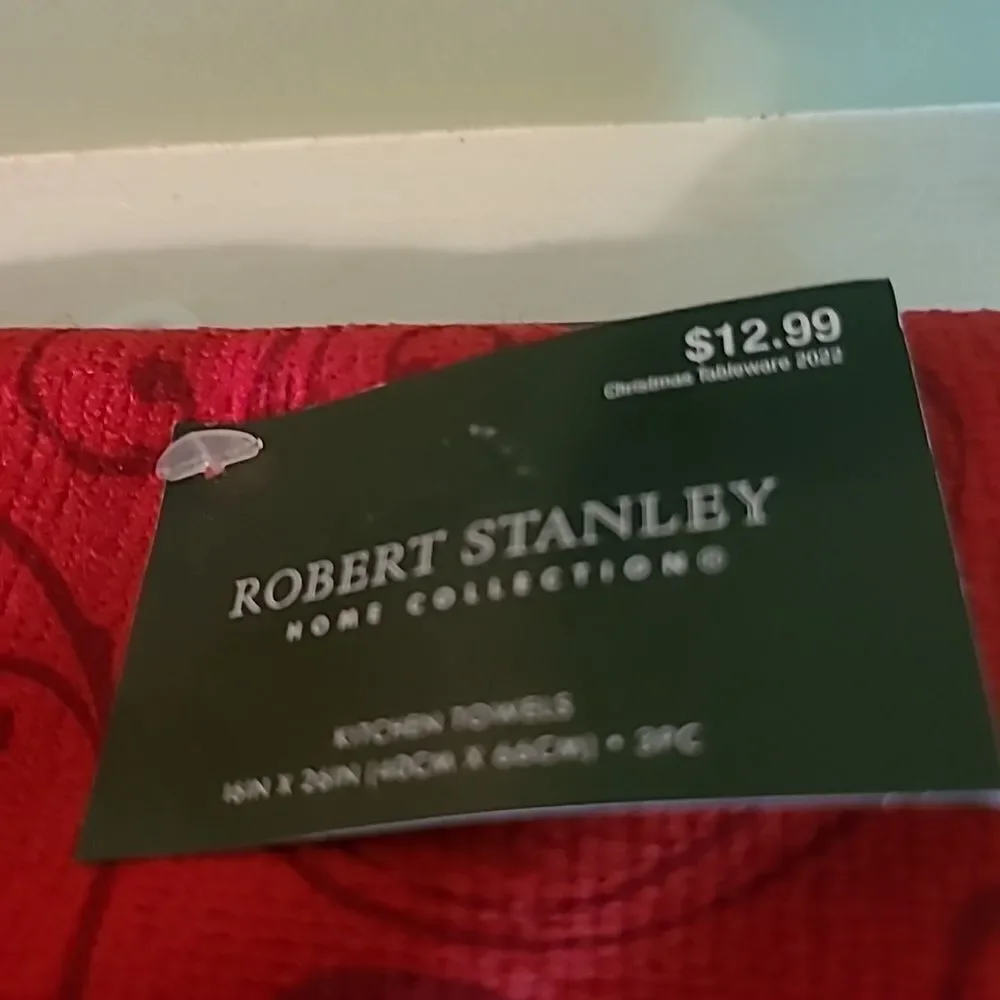 Robert Stanley  Home Collection Towels